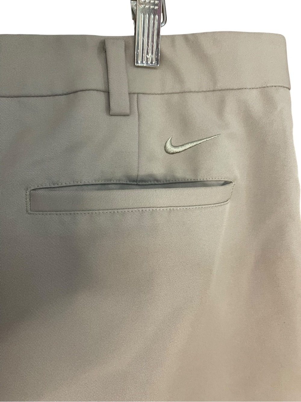 Nike Golf Dri-Fit Pleated Khaki Shorts Tan - Picture 6 of 10
